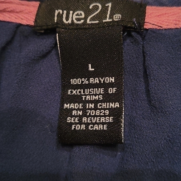 5/$25 RUE 21 Navy Blue Floral Embroidered Dolman Sleeve Flounce Blouse - Picture 4 of 7